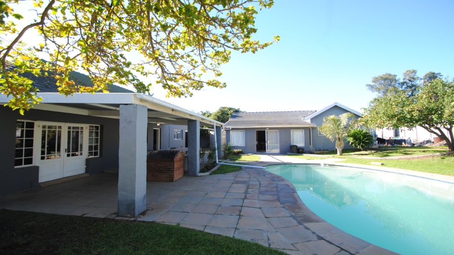 4 Bedroom Property for Sale in Darling Western Cape